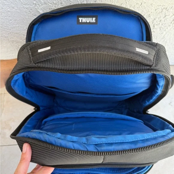 Thule Black Men's Backpack - Picture 5 of 8